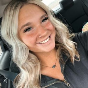 Meet your Posher, Alexa